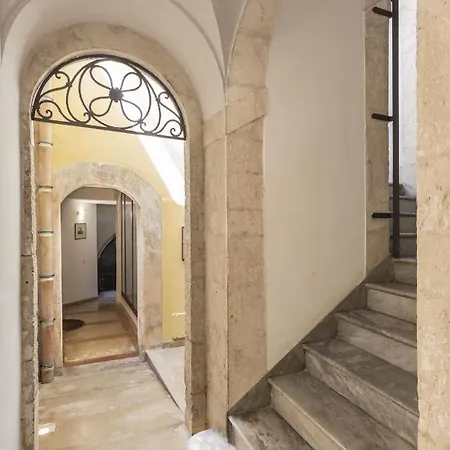 Apartment Salomone Ii By Wonderful Italy